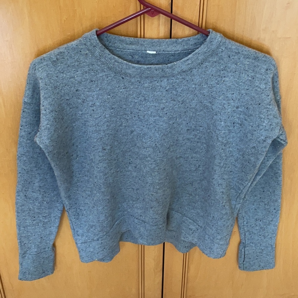 Lululemon Gray Crop Sweater size 8